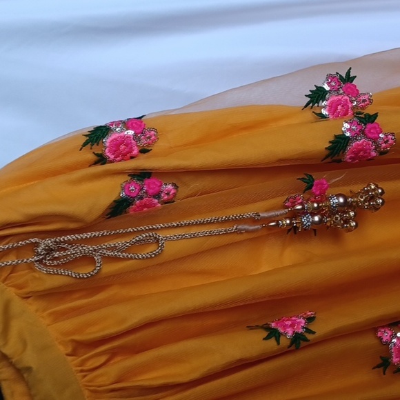 Embroidered Yellow Floral Lehenga Skirt Indian Wedding Bollywood Ethnic - Picture 2 of 5